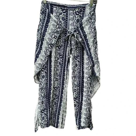 Style &Co women's PP (0-2) cropped lightweight blue and white pants - Picture 1 of 4